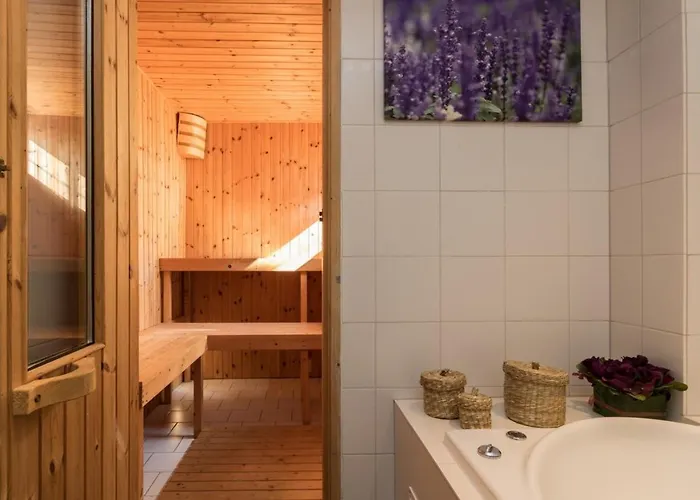 Bed & Breakfast B En B En Route 4*